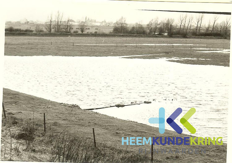 hoogwater RWS Coll.HK Rijnwaarden 1970