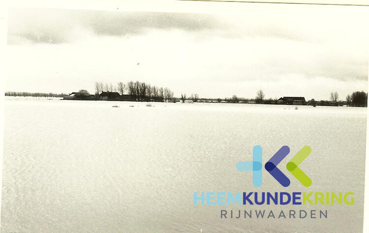 hoogwater RWS Coll.HK Rijnwaarden 1970