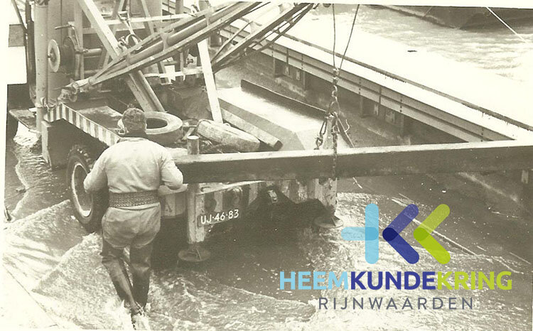 hoogwater RWS Coll.HK Rijnwaarden 1970