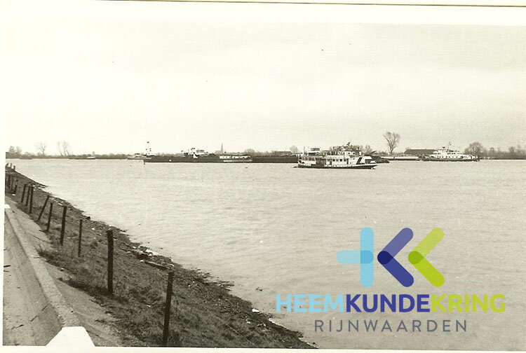 hoogwater RWS Coll.HK Rijnwaarden 1970