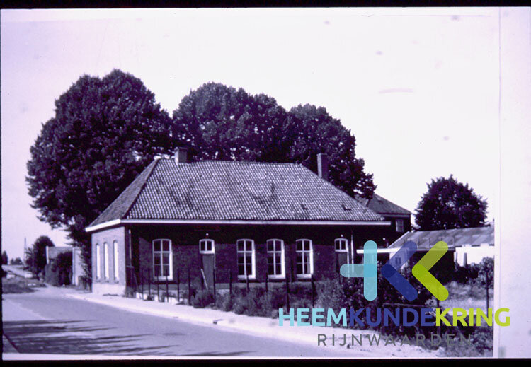 Oude school Herwen